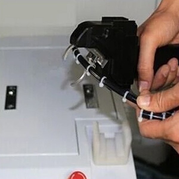 HC-150 Hand-held automatic nylon tie machine